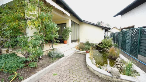 Biotop, Einfamilienhaus in Vöcklabruck