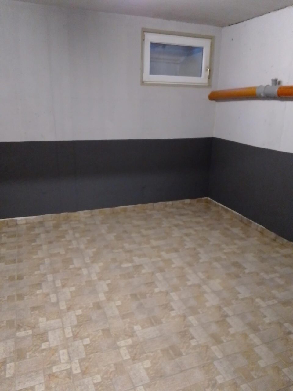 Gepflegtes Einfamilienhaus mit 7 Zimmern, Balkon, Garten und Garage in Mining, Bild 25 von 29