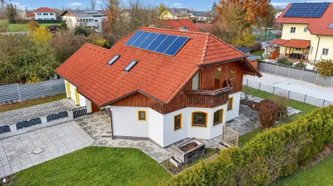 Einfamilienhaus in Mining, Bild 2 von 29