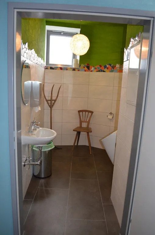 Repräsentatives Wohnhaus mit Geschäftsbereich und angrenzenden Veranstaltungsräumen, Bild 4 von 232