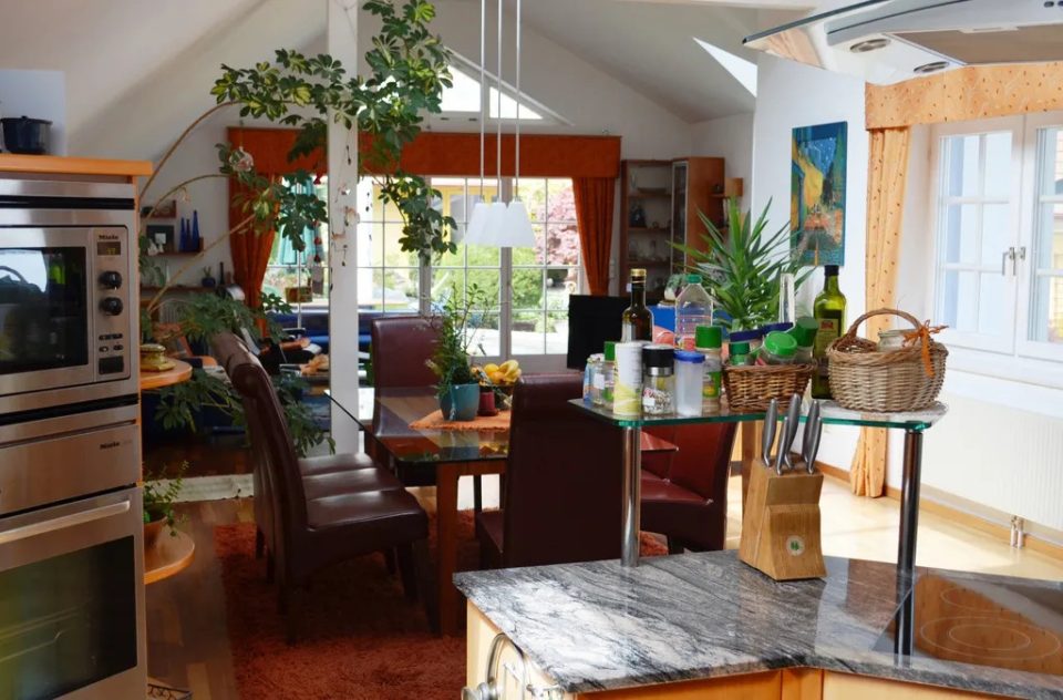 Repräsentatives Wohnhaus mit Geschäftsbereich und angrenzenden Veranstaltungsräumen, Bild 29 von 232