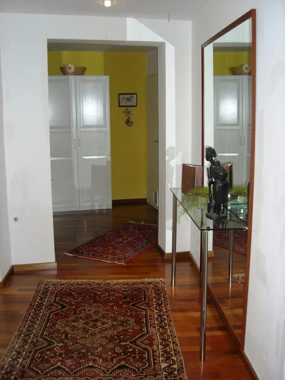 Repräsentatives Wohnhaus mit Geschäftsbereich und angrenzenden Veranstaltungsräumen, Bild 149 von 232