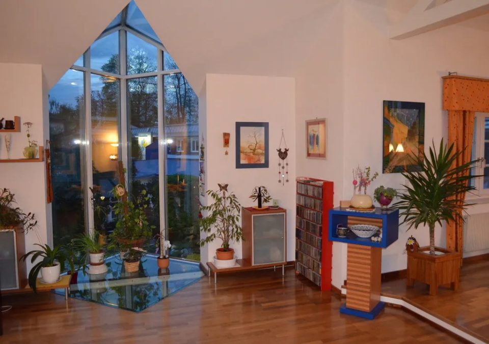 Repräsentatives Wohnhaus mit Geschäftsbereich und angrenzenden Veranstaltungsräumen, Bild 157 von 232