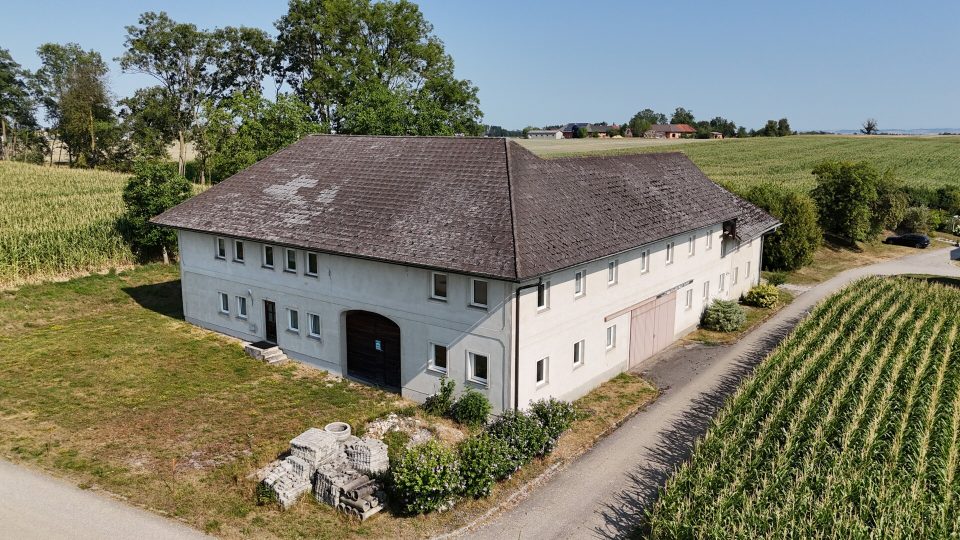 Hof, Grundstück in Steinhaus